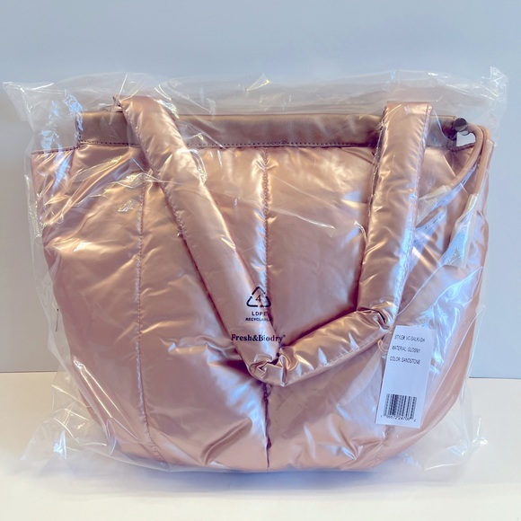 Vince Camuto Designer Salki Puffy Shoulder Bag - Picture 6 of 9